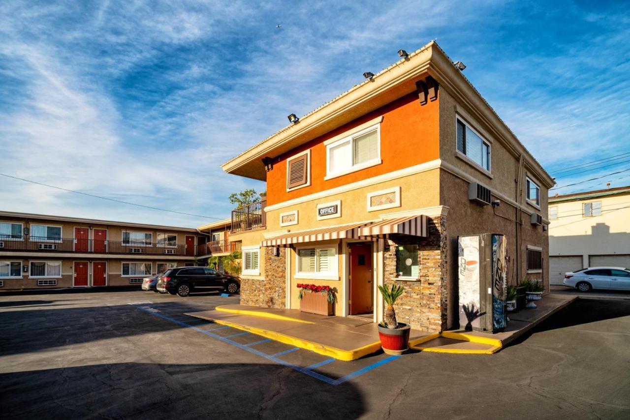 Friendly Hills Inn ウィッティア エクステリア 写真